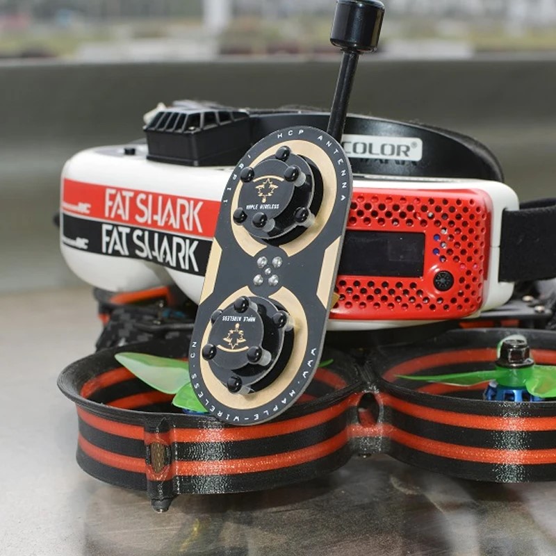 メープルワイヤレス 11dBi SMA 円偏波メープルリーフ - Skyzone Sky04O Pro Fpv Goggles のレビューと価格